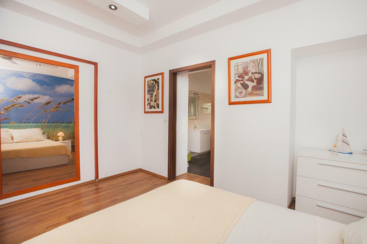 Apartments Marina Sibenik Exterior photo