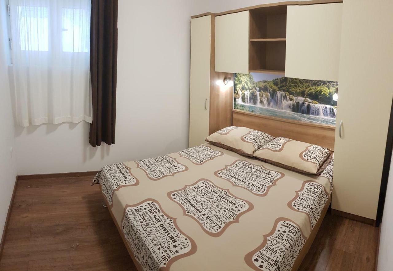 Apartments Marina Sibenik Exterior photo
